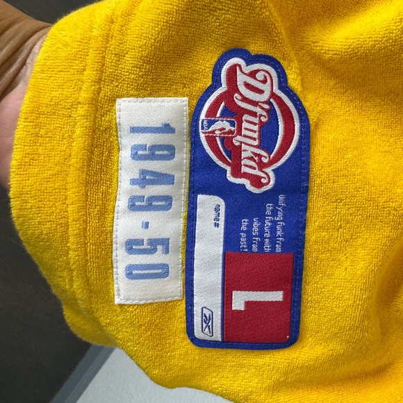 Reebok, Hardwood Classics MPLS Payton 20 Jersey, Large - Picture 8 of 9